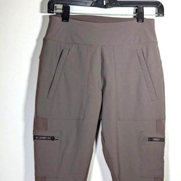 Athleta Headlands Hybrid Cargo Pants 4 - Picture 3 of 4